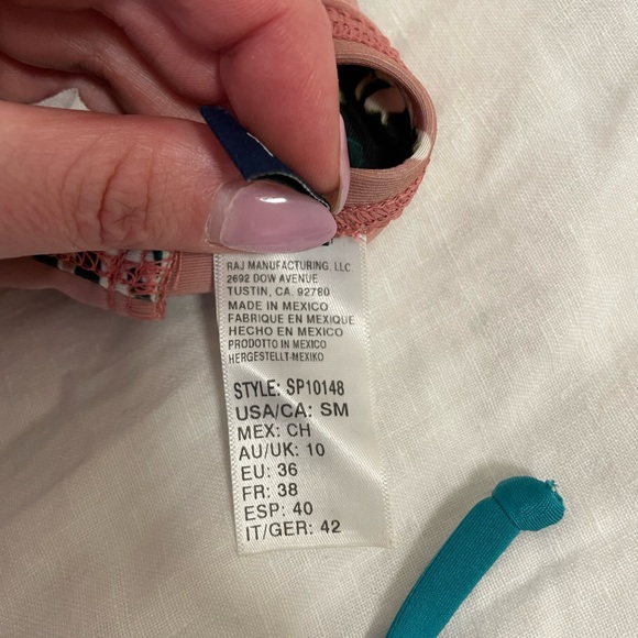 Splendid Mills Watercolor Floral Print Bikini - Picture 6 of 6